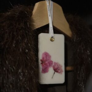 Ambientador colgante para percha con aroma de flor de cerezo